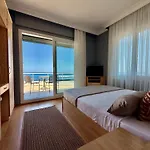 Ξενοδοχείο Miromara