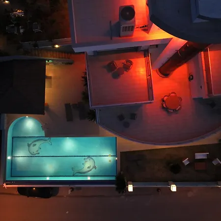 Miromara Pool Bar Karaburun