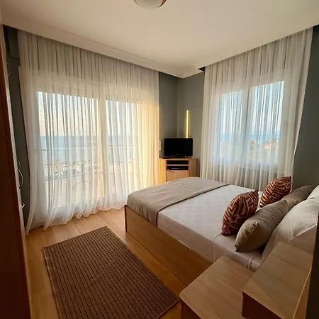 Hotel Miromara
